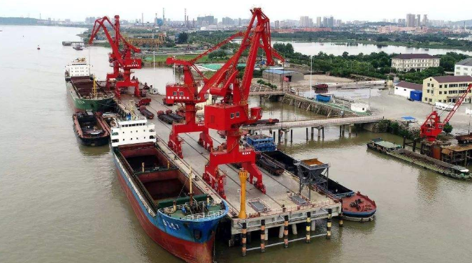 阆中概述露天料场港口封闭问题的实行方法